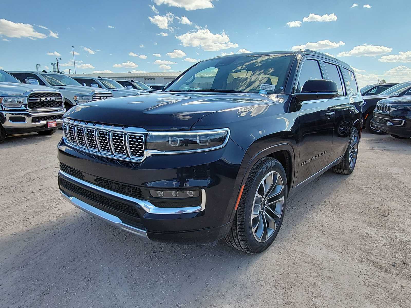 2024 Jeep Grand Wagoneer Series III -
                Midland, TX