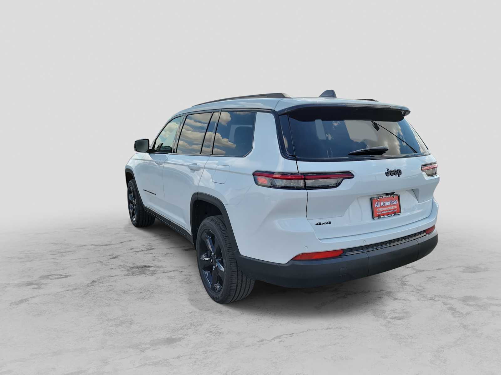 Thumbnail: 2025 Jeep Grand Cherokee - 4