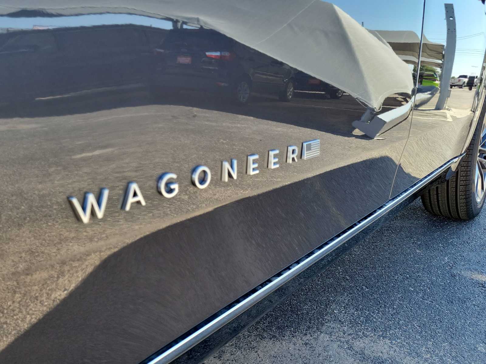 Thumbnail: 2024 Jeep Wagoneer - 7