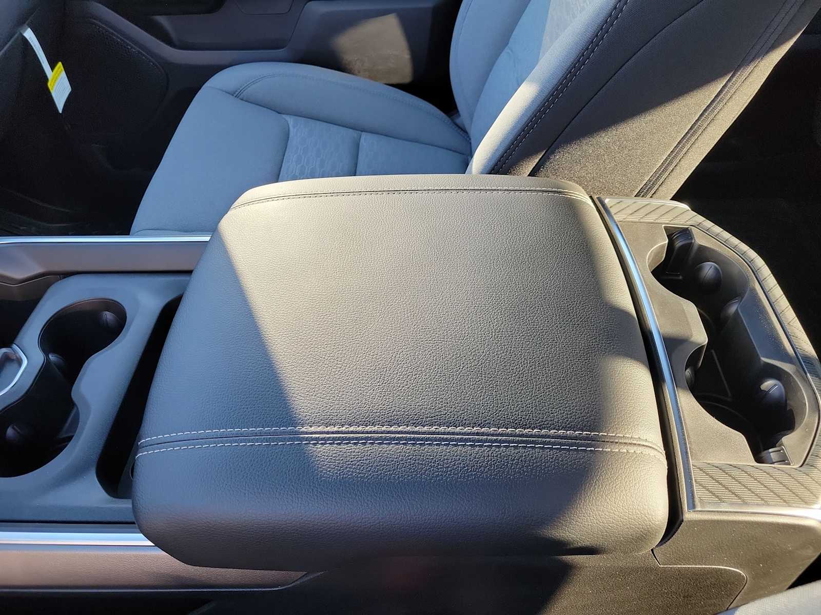 Thumbnail: 2026 RAM 1500 - 16