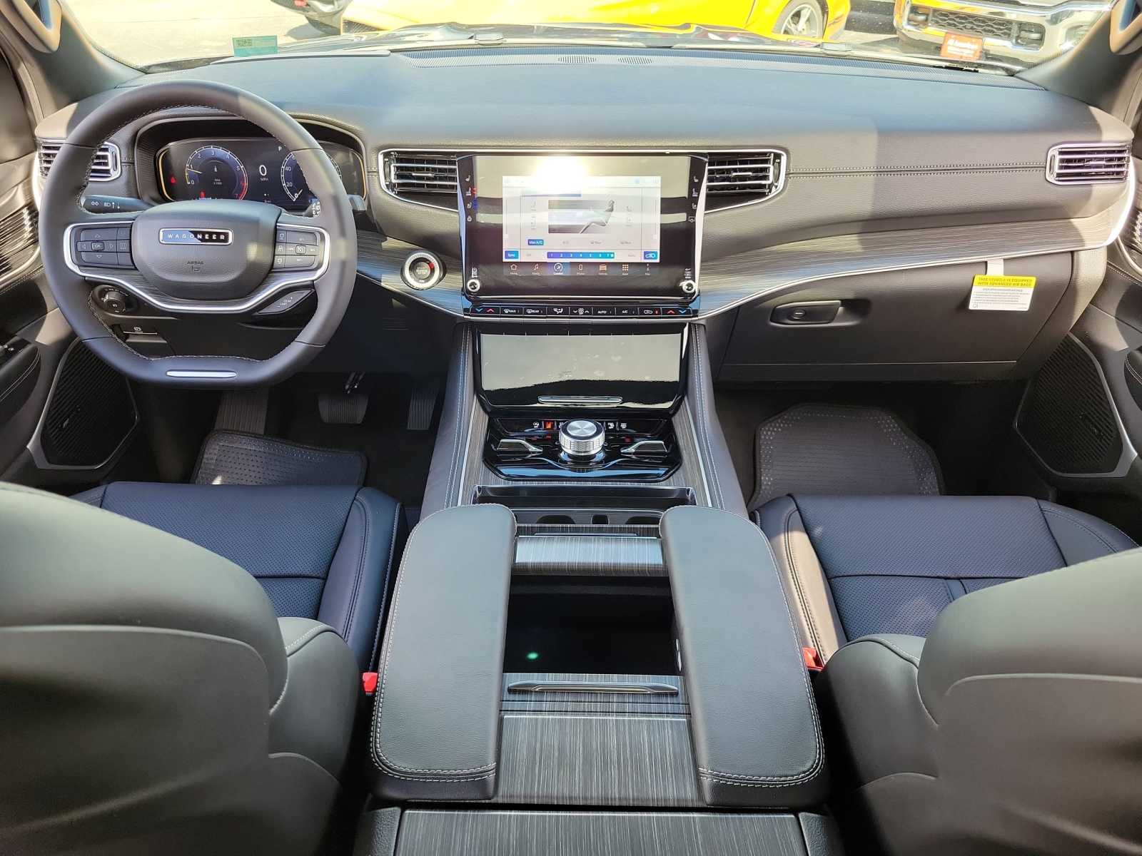 Thumbnail: 2024 Jeep Wagoneer - 10