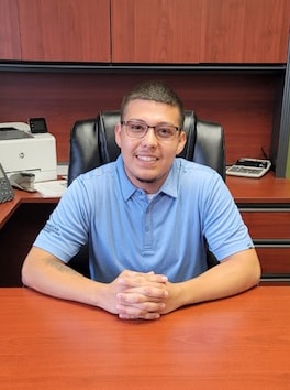 Staff member Alonzo Hernandez from ID_0874d664fb4c
