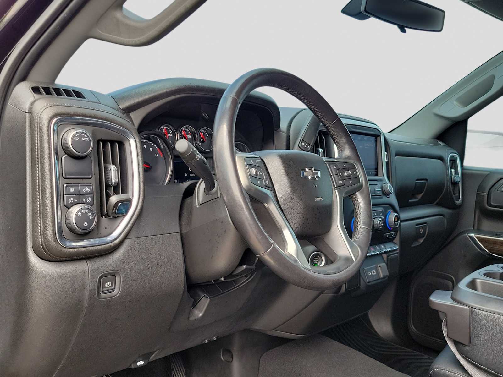 Thumbnail: 2021 Chevrolet Silverado 1500 - 2