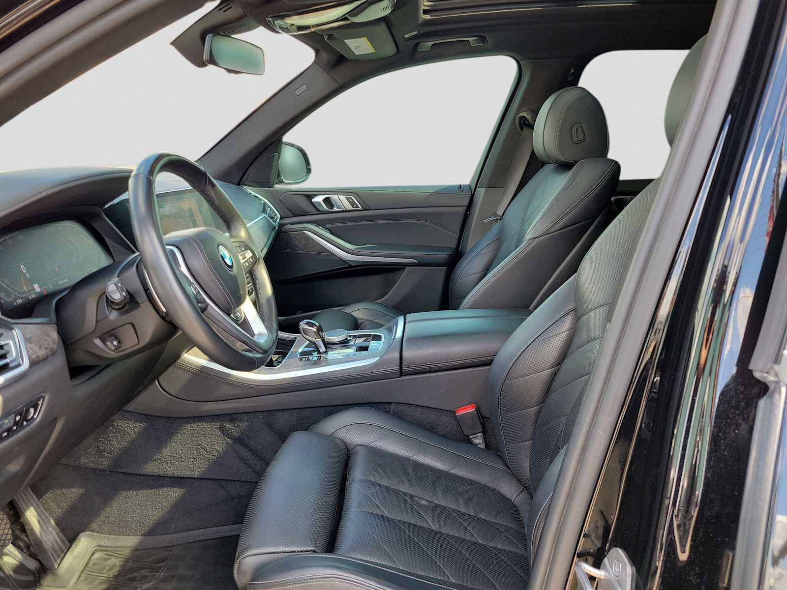 Thumbnail: 2023 BMW X5 - 11