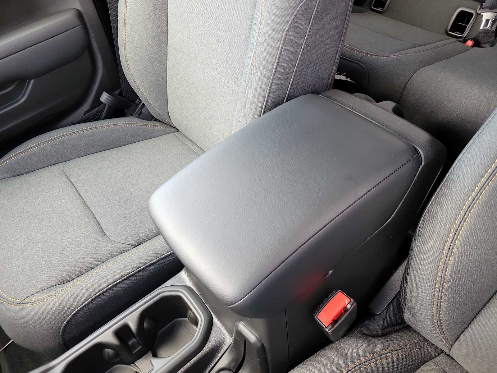 Thumbnail: 2025 Jeep Gladiator - 16