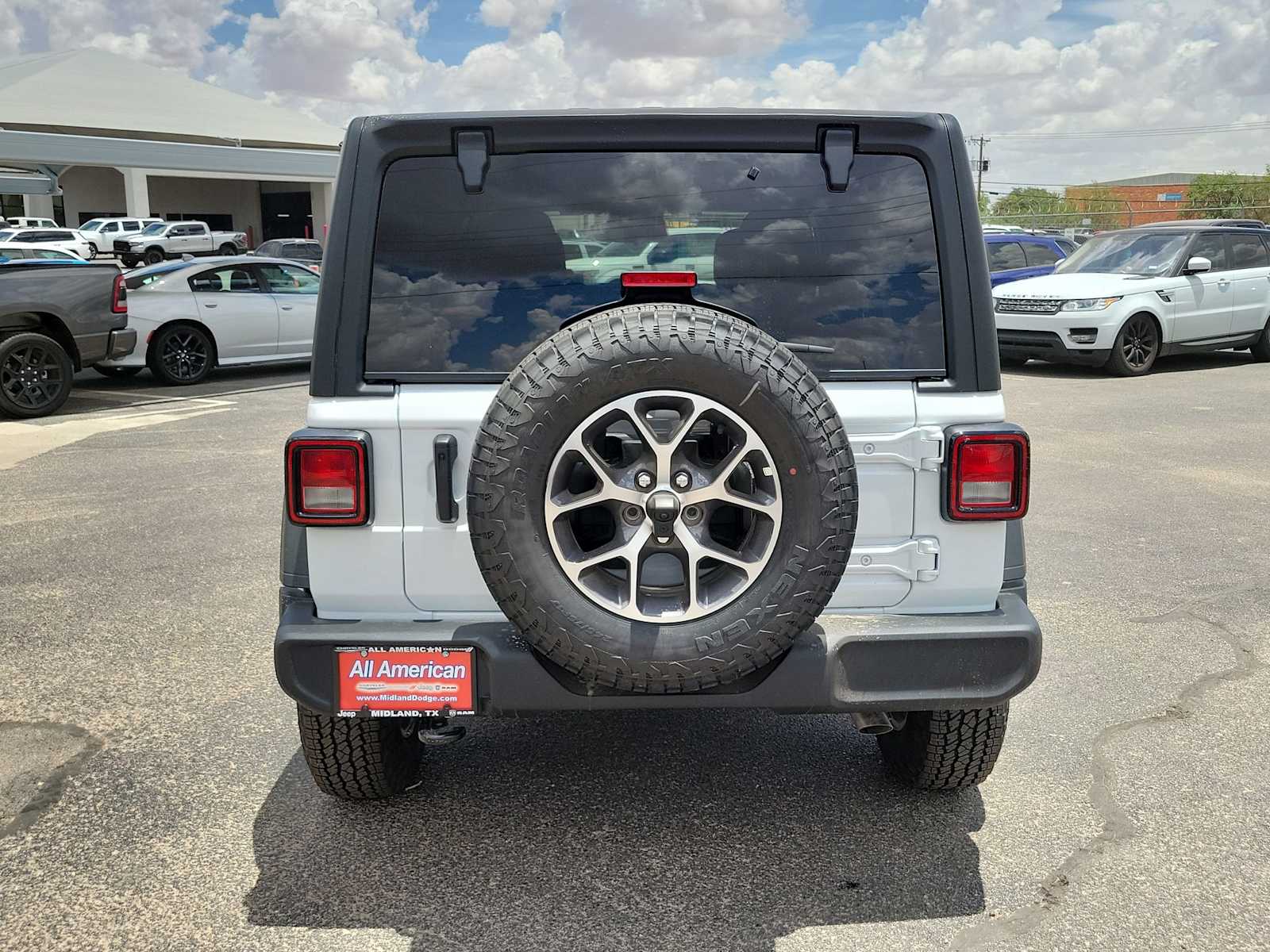 Thumbnail: 2025 Jeep Wrangler - 5