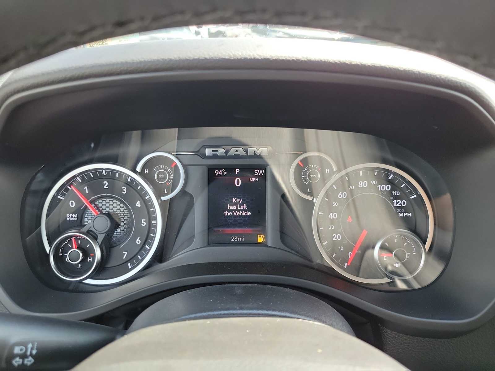 Thumbnail: 2025 RAM 1500 - 18