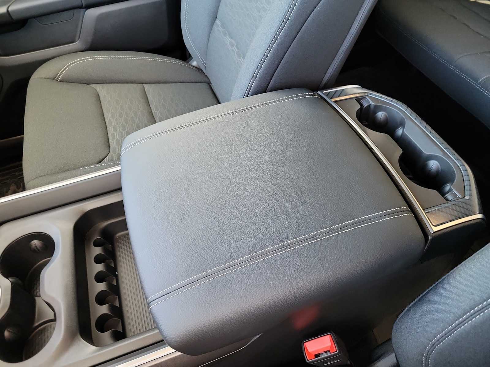 Thumbnail: 2026 RAM 1500 - 16