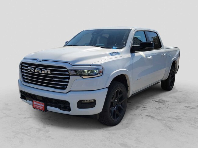2026 Ram 1500 LARAMIE CREW CAB 4X4 5'7 BOX Pickup