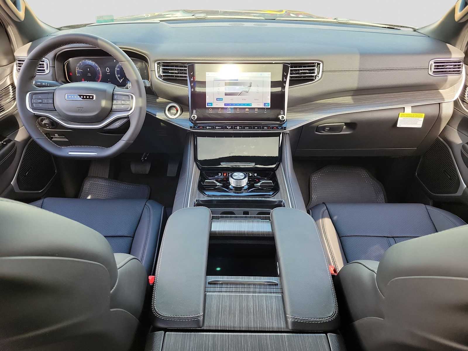 Thumbnail: 2024 Jeep Wagoneer - 10