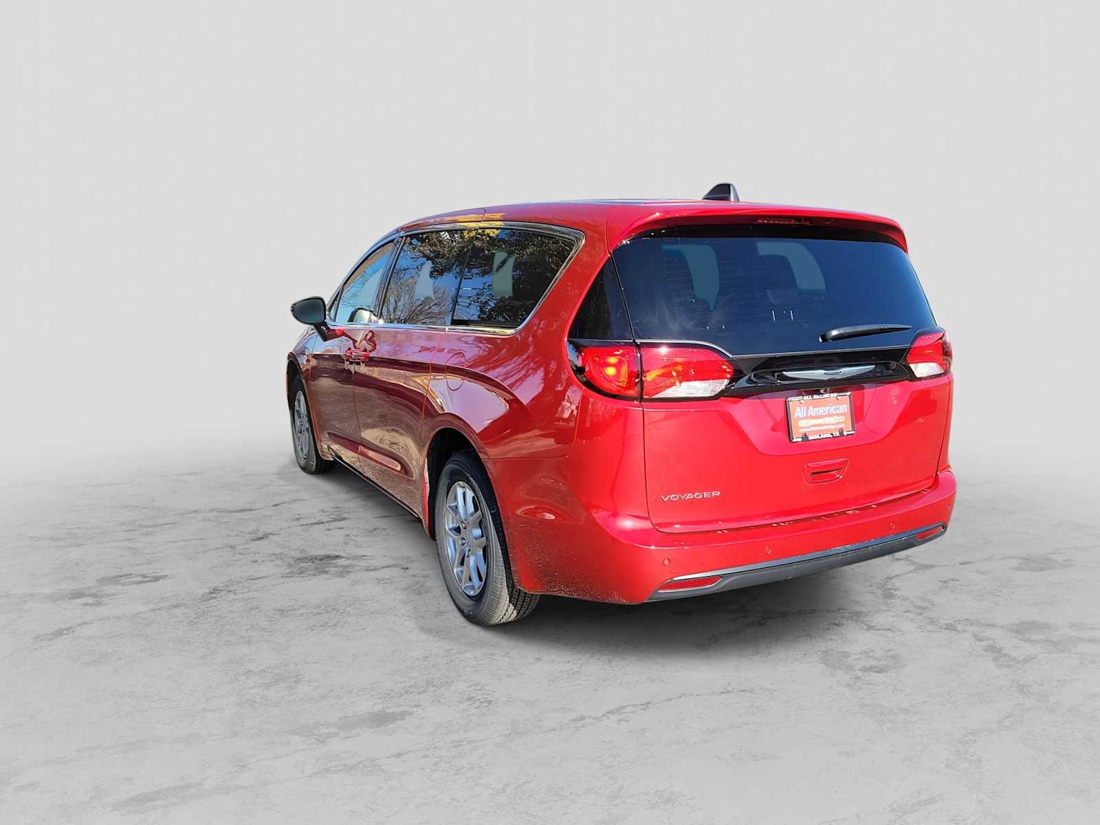 Thumbnail: 2026 Chrysler Voyager - 4