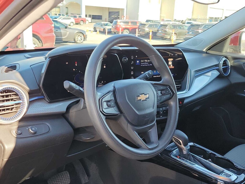 Used 2024 Chevrolet Trax LT SUV