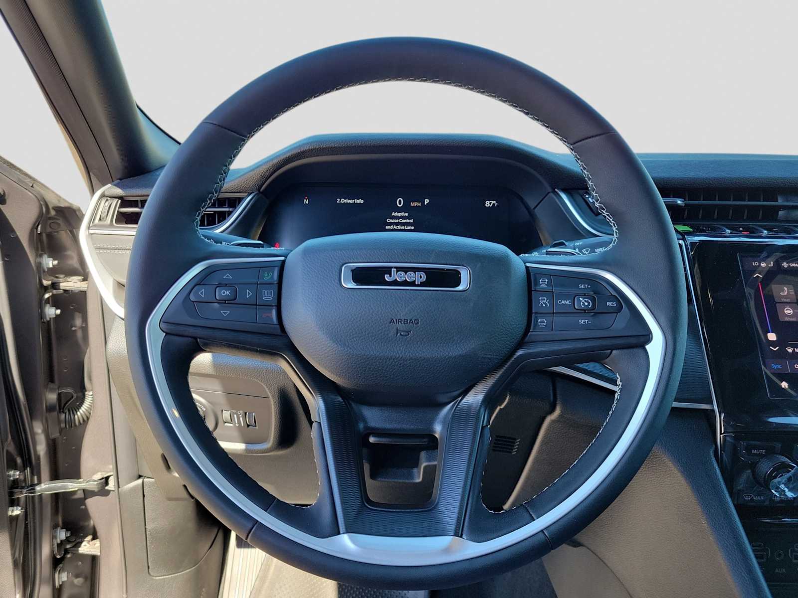 Thumbnail: 2026 Jeep Grand Cherokee - 15