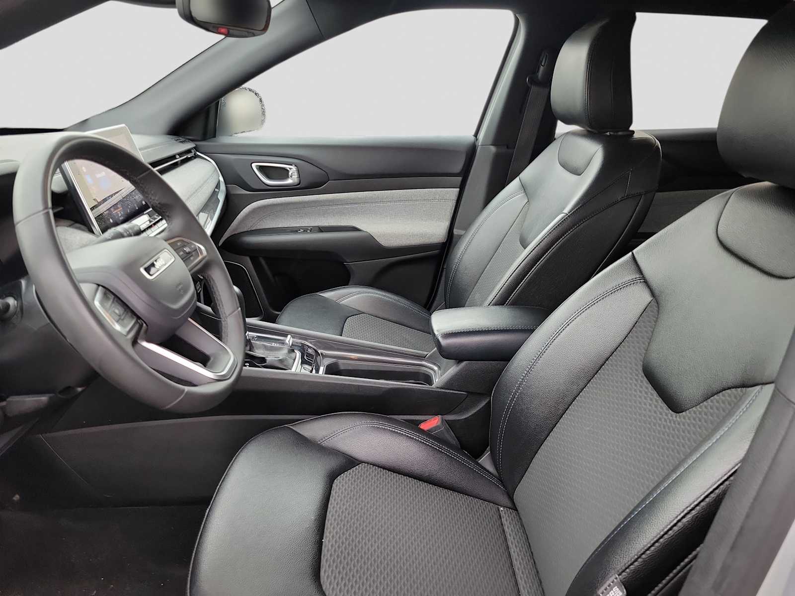 Thumbnail: 2024 Jeep Compass - 11