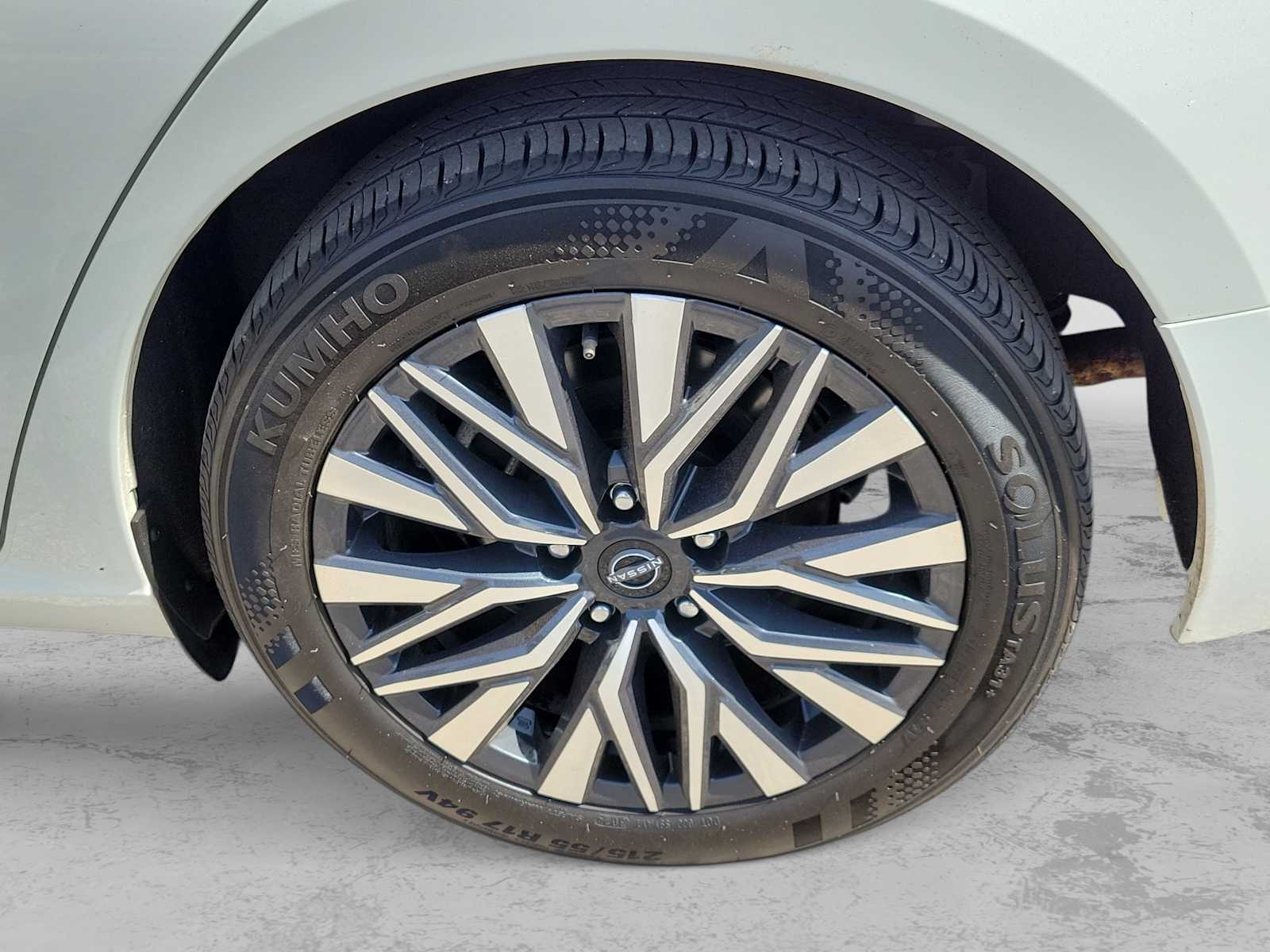 Thumbnail: 2025 Nissan Altima - 8