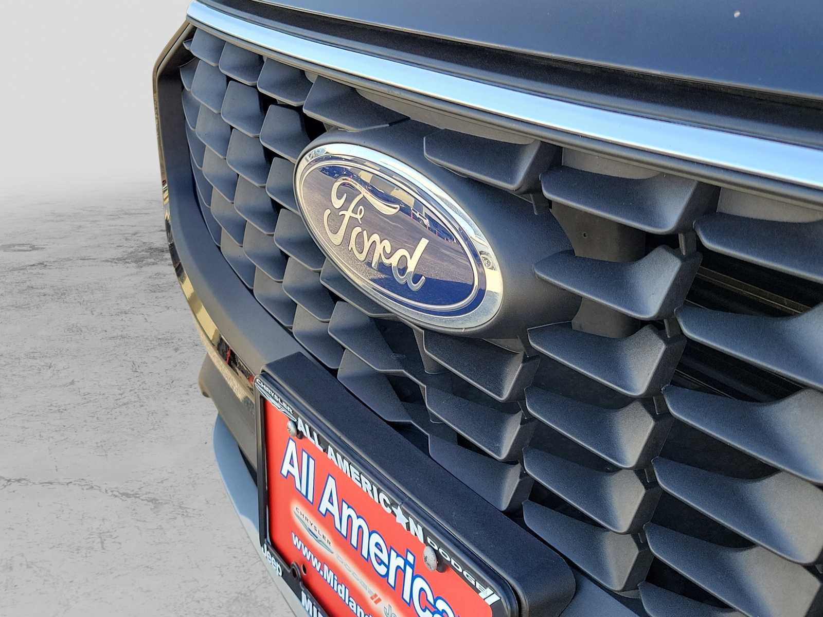 Thumbnail: 2023 Ford Escape - 9