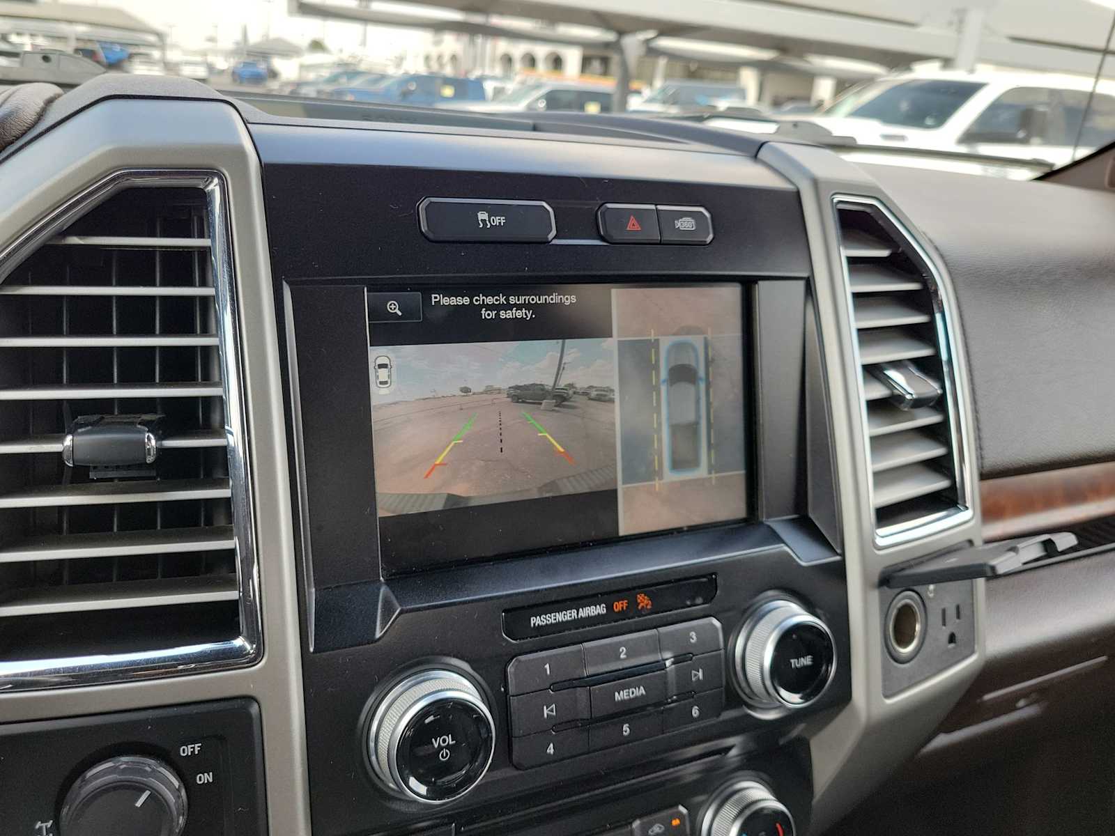 Thumbnail: 2015 Ford F-150 - 20