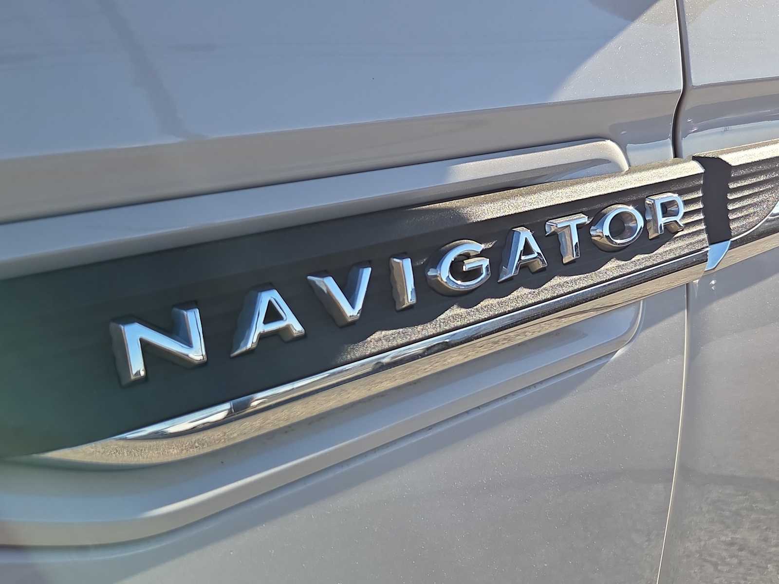 Thumbnail: 2023 Lincoln Navigator - 7
