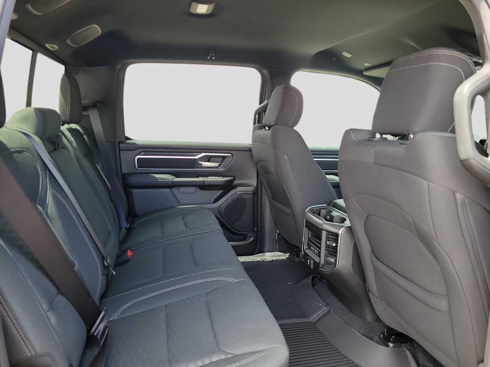 Thumbnail: 2026 RAM 1500 - 9