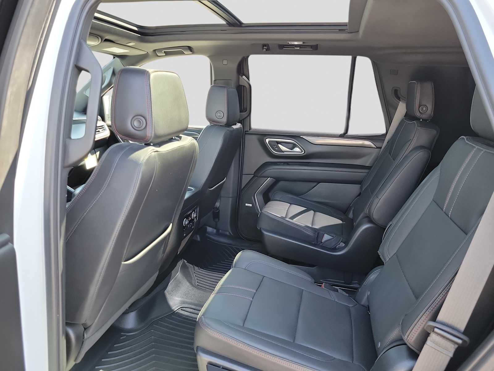 Thumbnail: 2023 Chevrolet Tahoe - 12