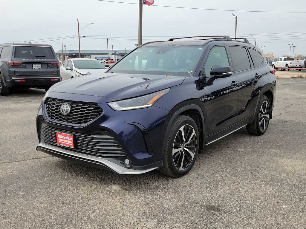 Used 2022 Toyota Highlander XSE SUV