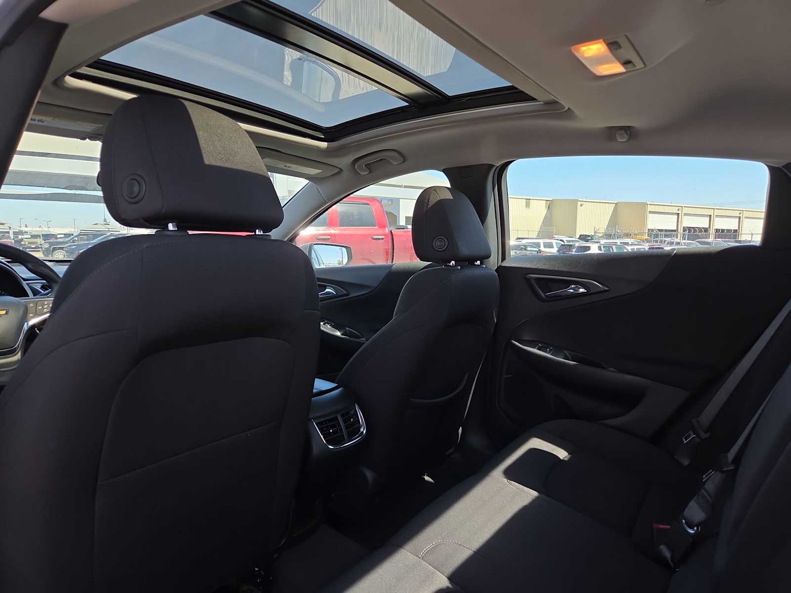 Thumbnail: 2024 Chevrolet Malibu - 11