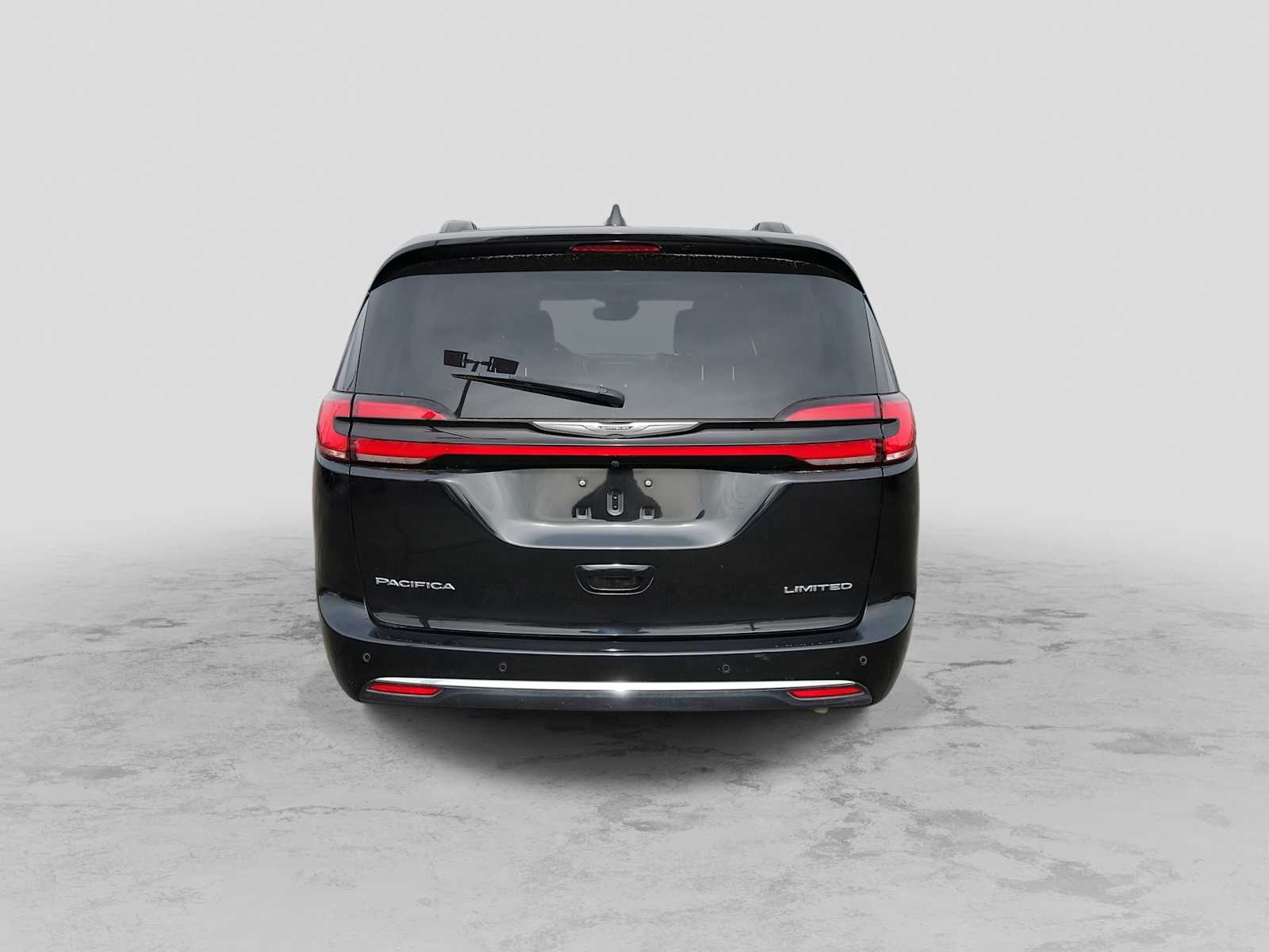 Thumbnail: 2023 Chrysler Pacifica - 5