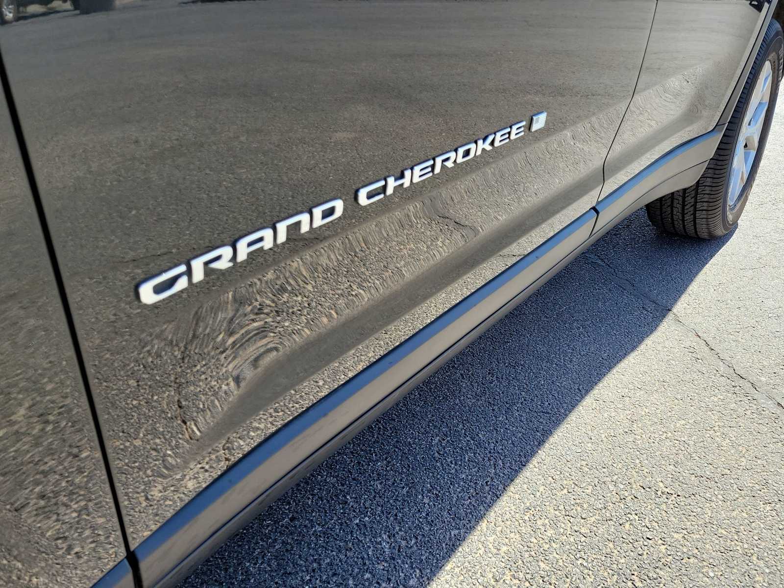 Thumbnail: 2023 Jeep Grand Cherokee - 7