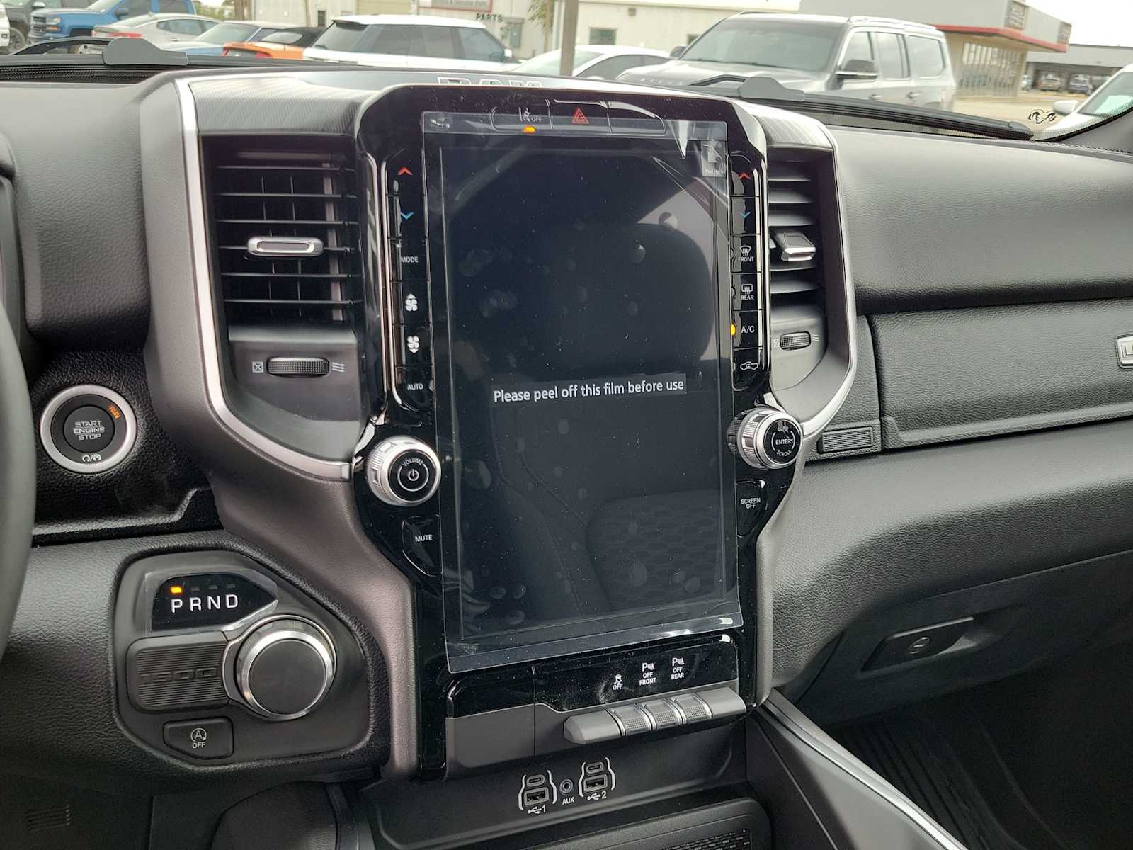 Thumbnail: 2025 RAM 1500 - 21