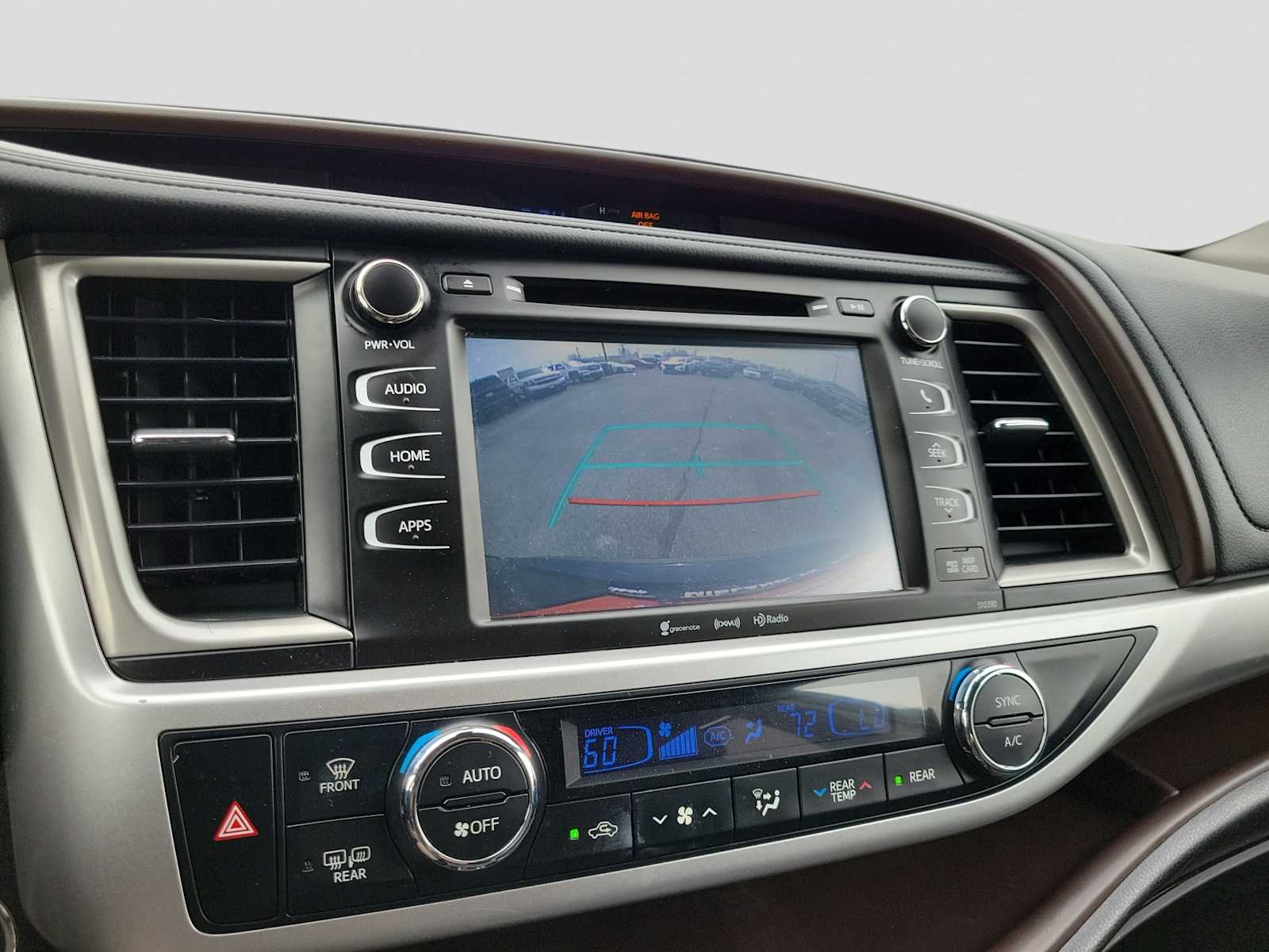 Thumbnail: 2019 Toyota Highlander - 20