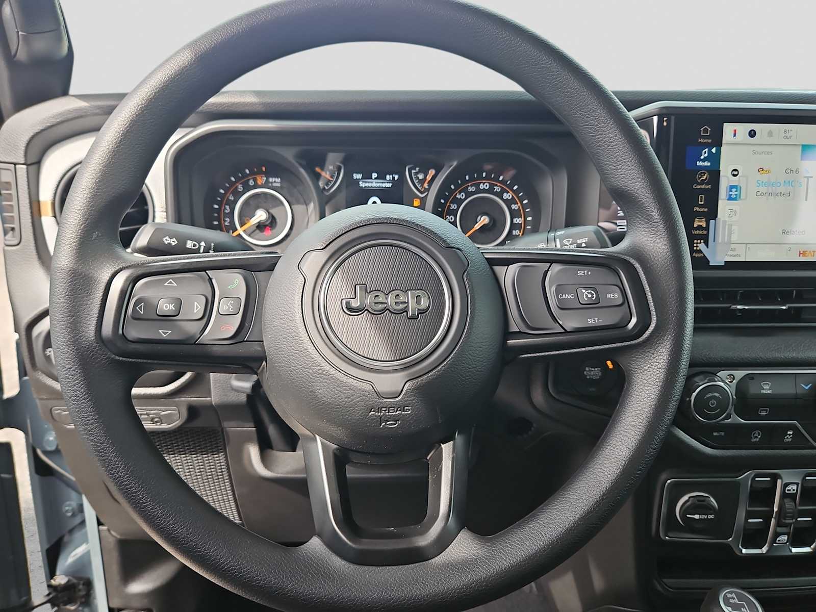 Thumbnail: 2026 Jeep Gladiator - 19