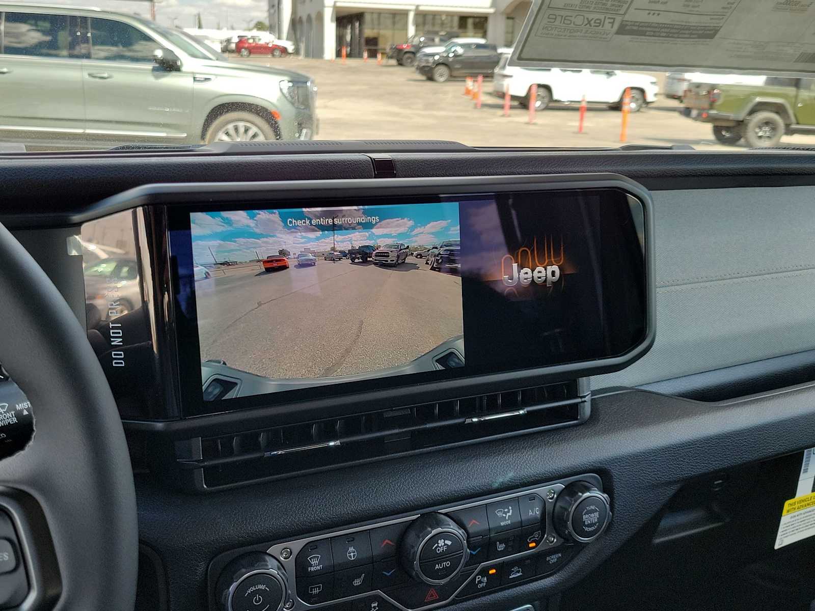 Thumbnail: 2025 Jeep Gladiator - 20