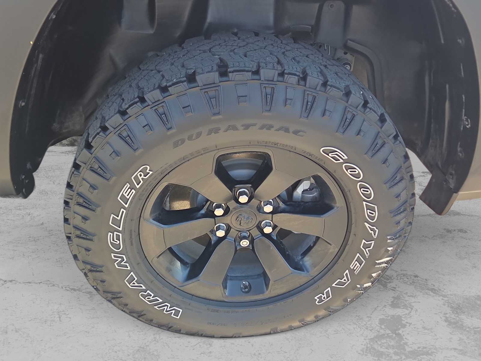 Thumbnail: 2024 RAM 1500 - 8