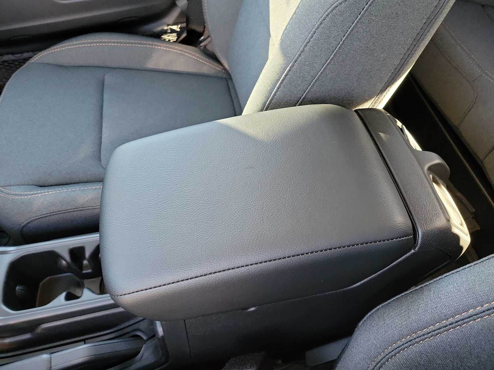 Thumbnail: 2026 Jeep Gladiator - 16