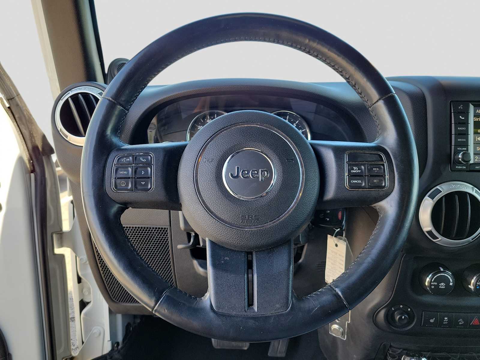 Thumbnail: 2014 Jeep Wrangler - 15