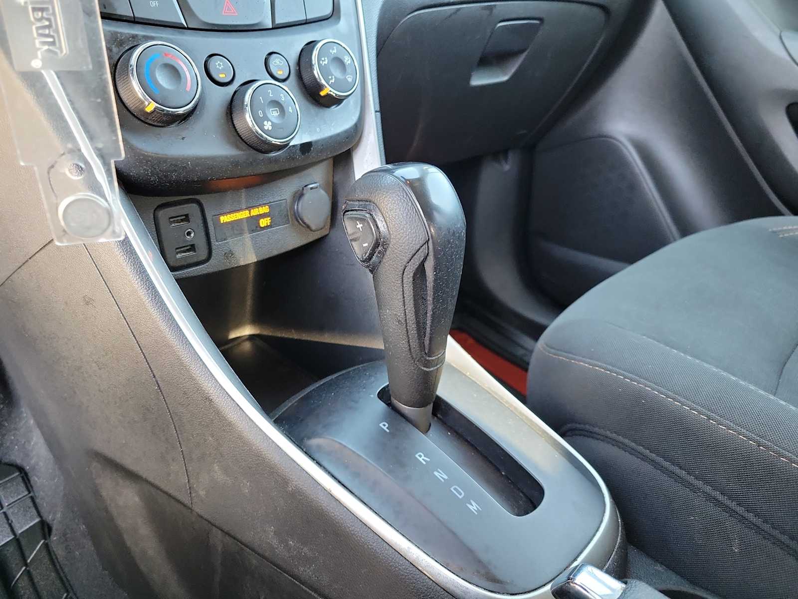 Thumbnail: 2022 Chevrolet Trax - 17