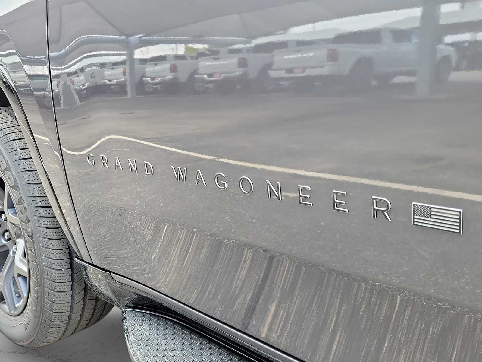Thumbnail: 2026 Jeep Grand Wagoneer - 3