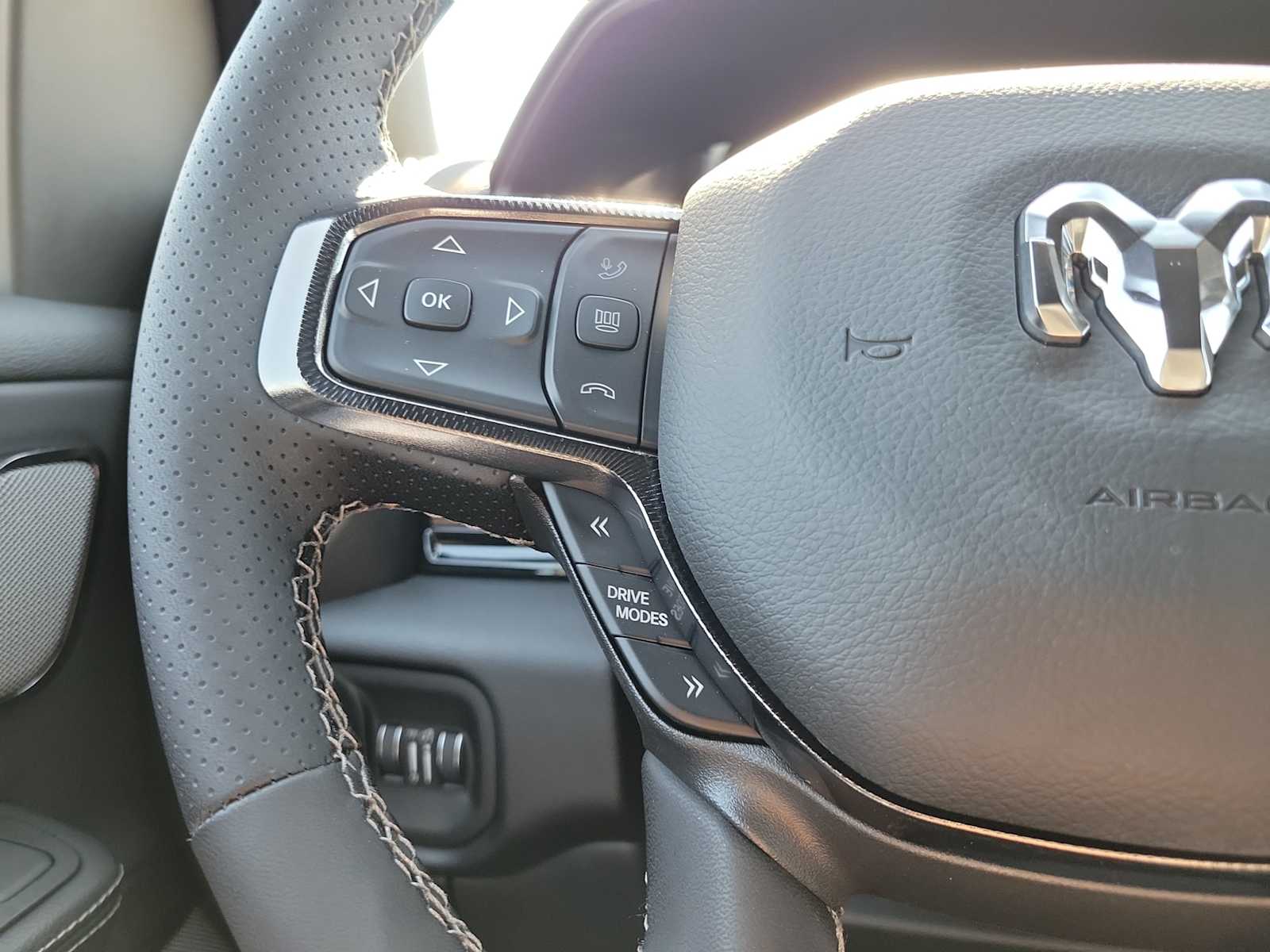 Thumbnail: 2026 RAM 1500 - 19