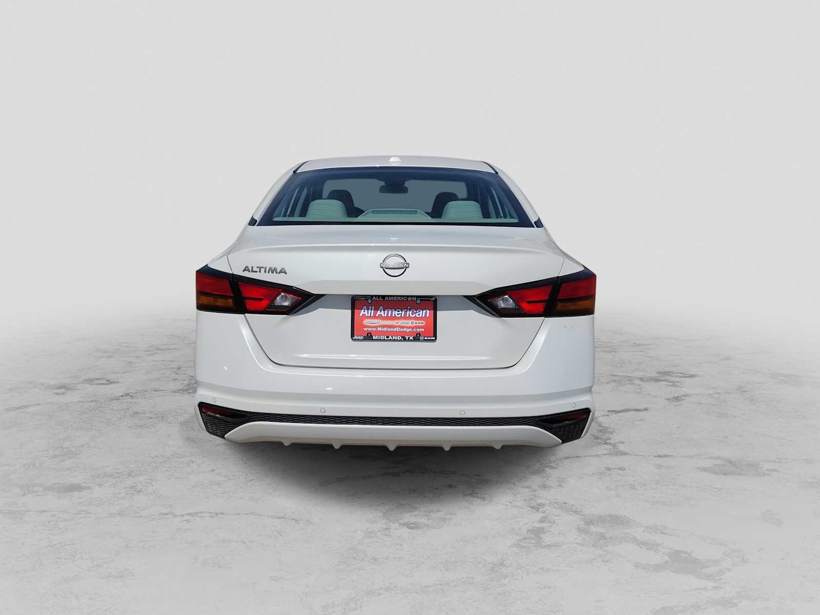 Thumbnail: 2025 Nissan Altima - 5