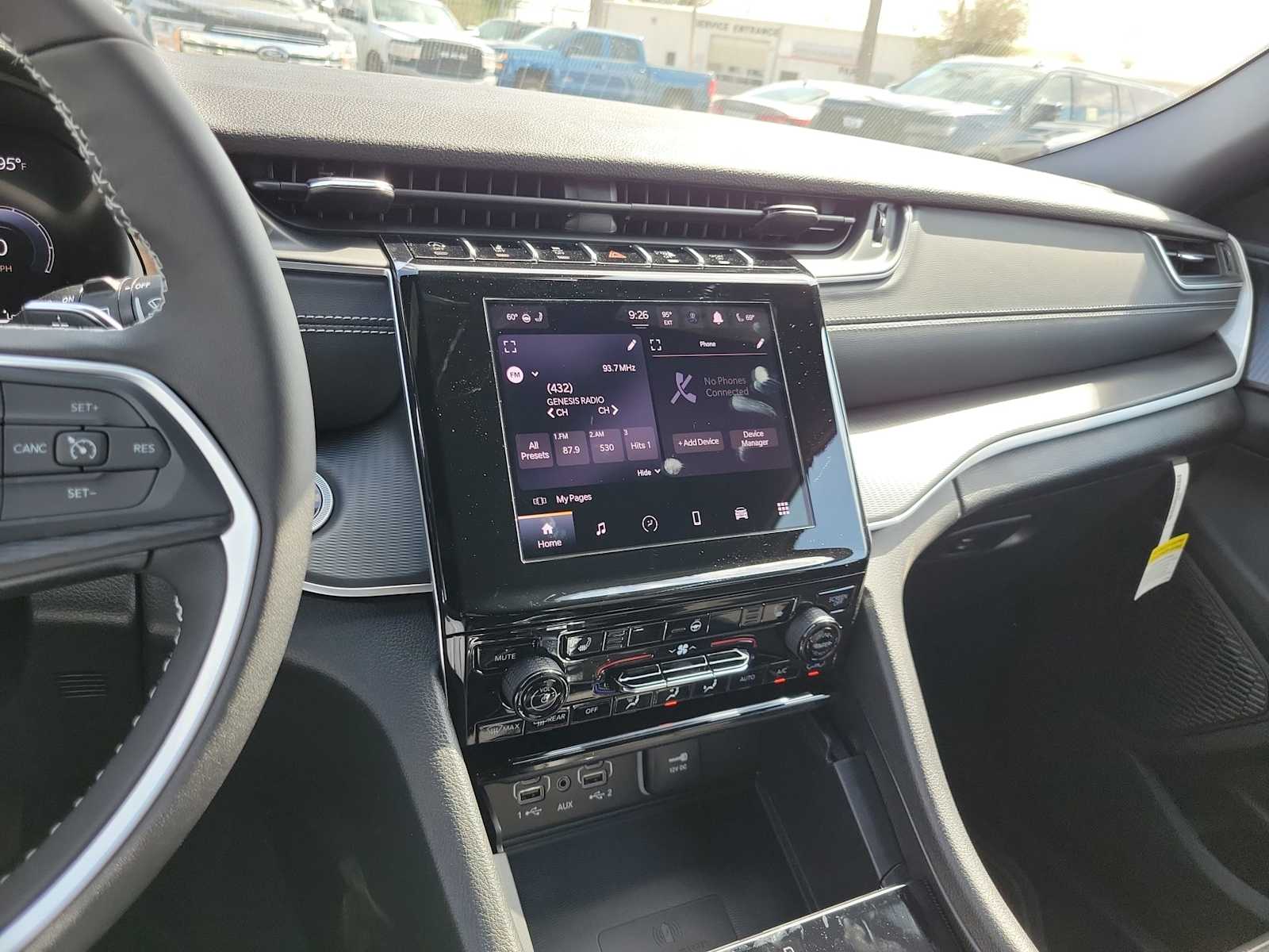 Thumbnail: 2025 Jeep Grand Cherokee - 21