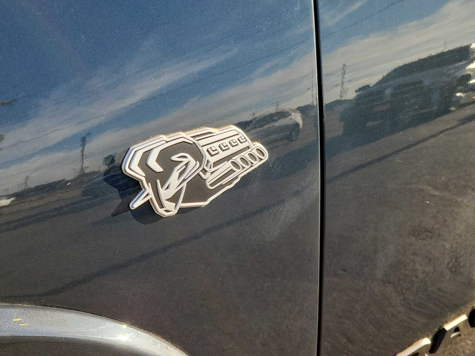 Thumbnail: 2026 RAM 1500 - 7