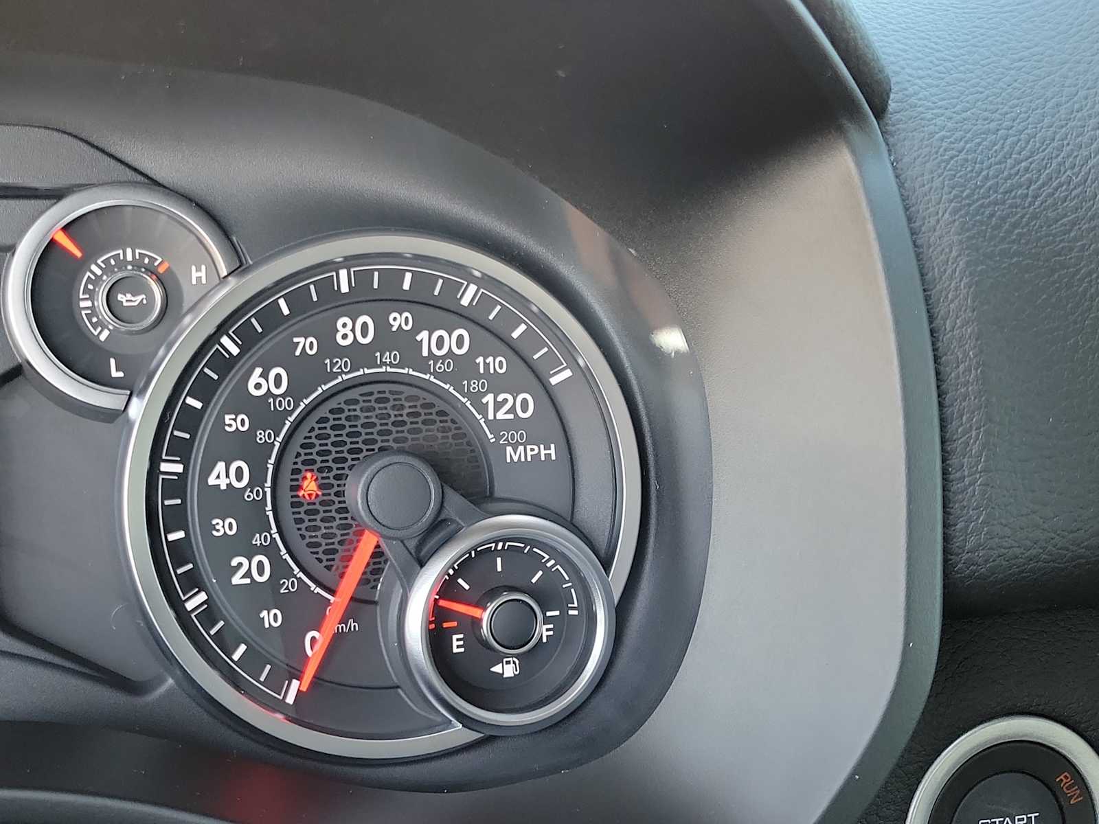 Thumbnail: 2026 RAM 1500 - 18