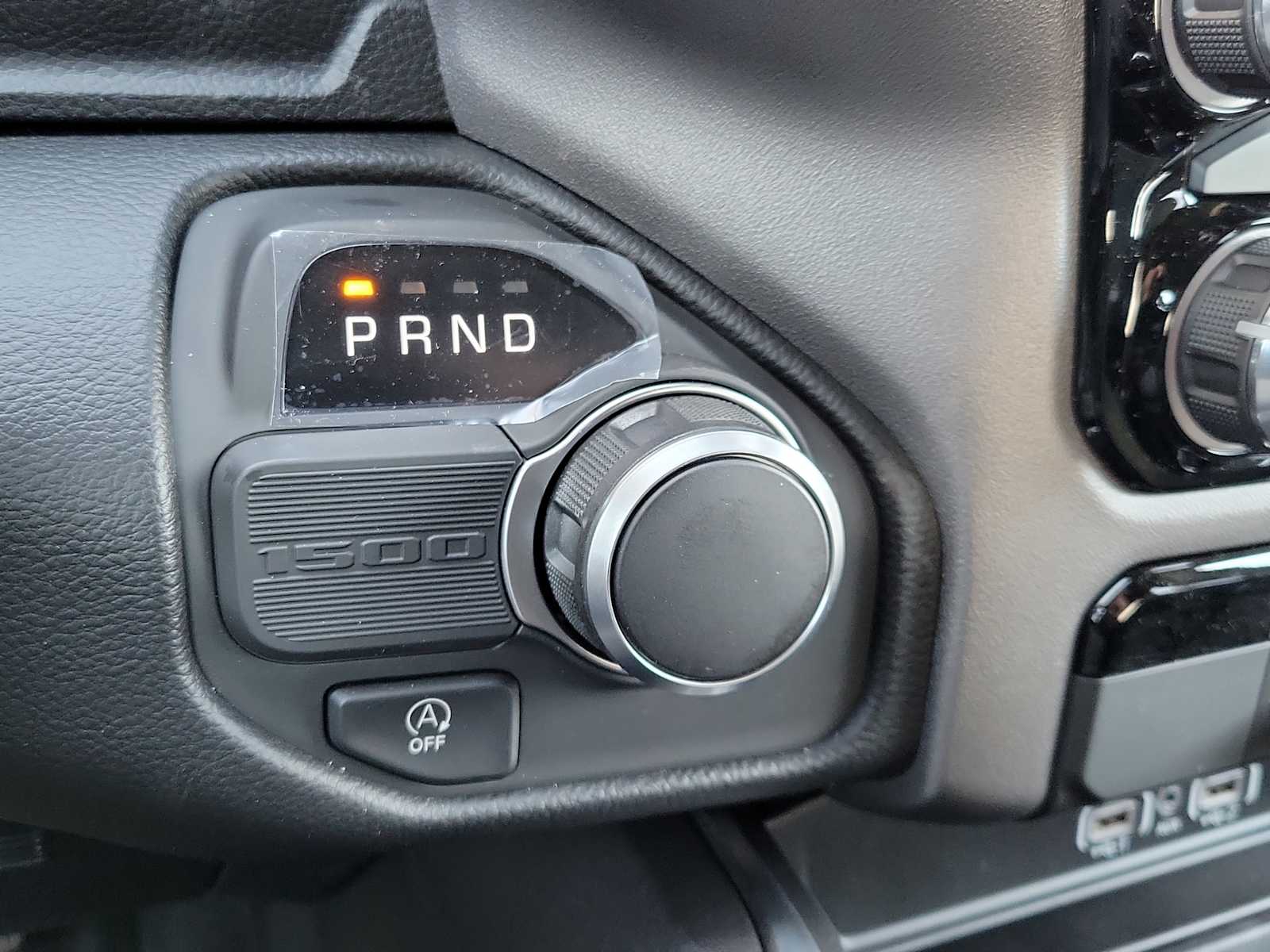 Thumbnail: 2026 RAM 1500 - 17