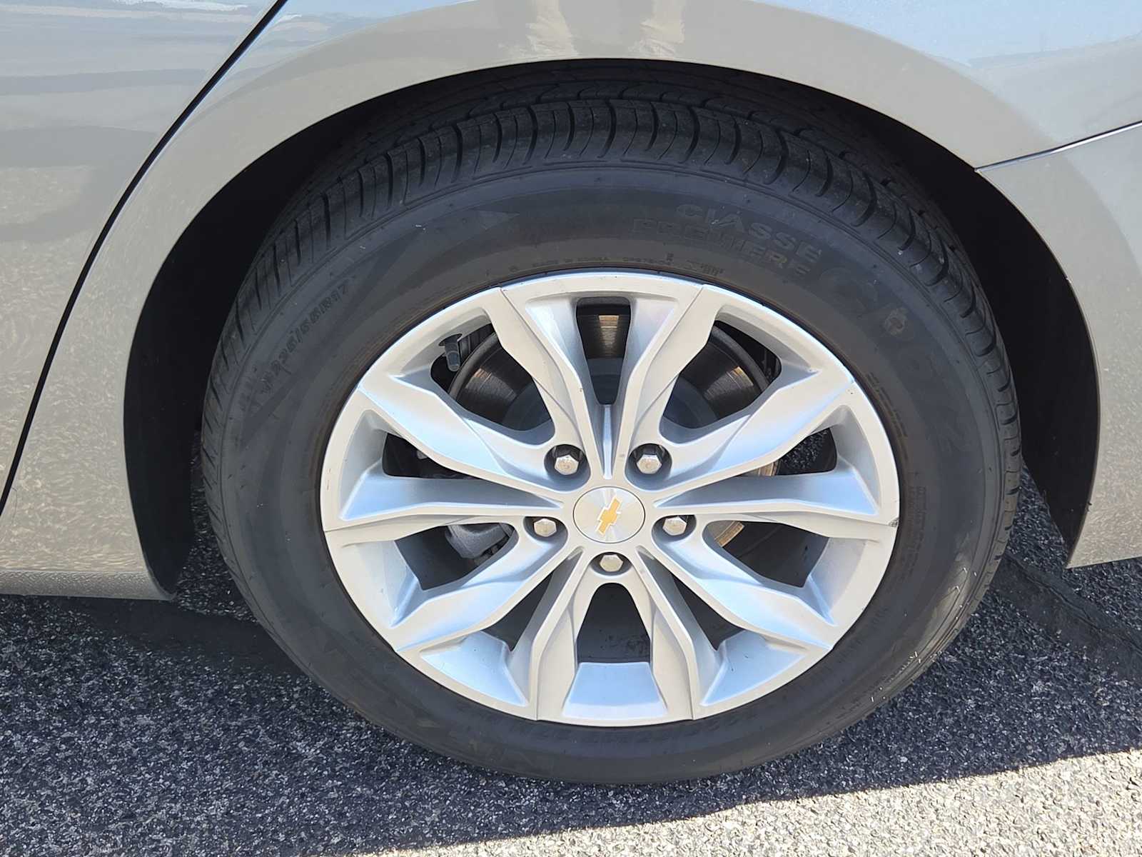 Thumbnail: 2024 Chevrolet Malibu - 8