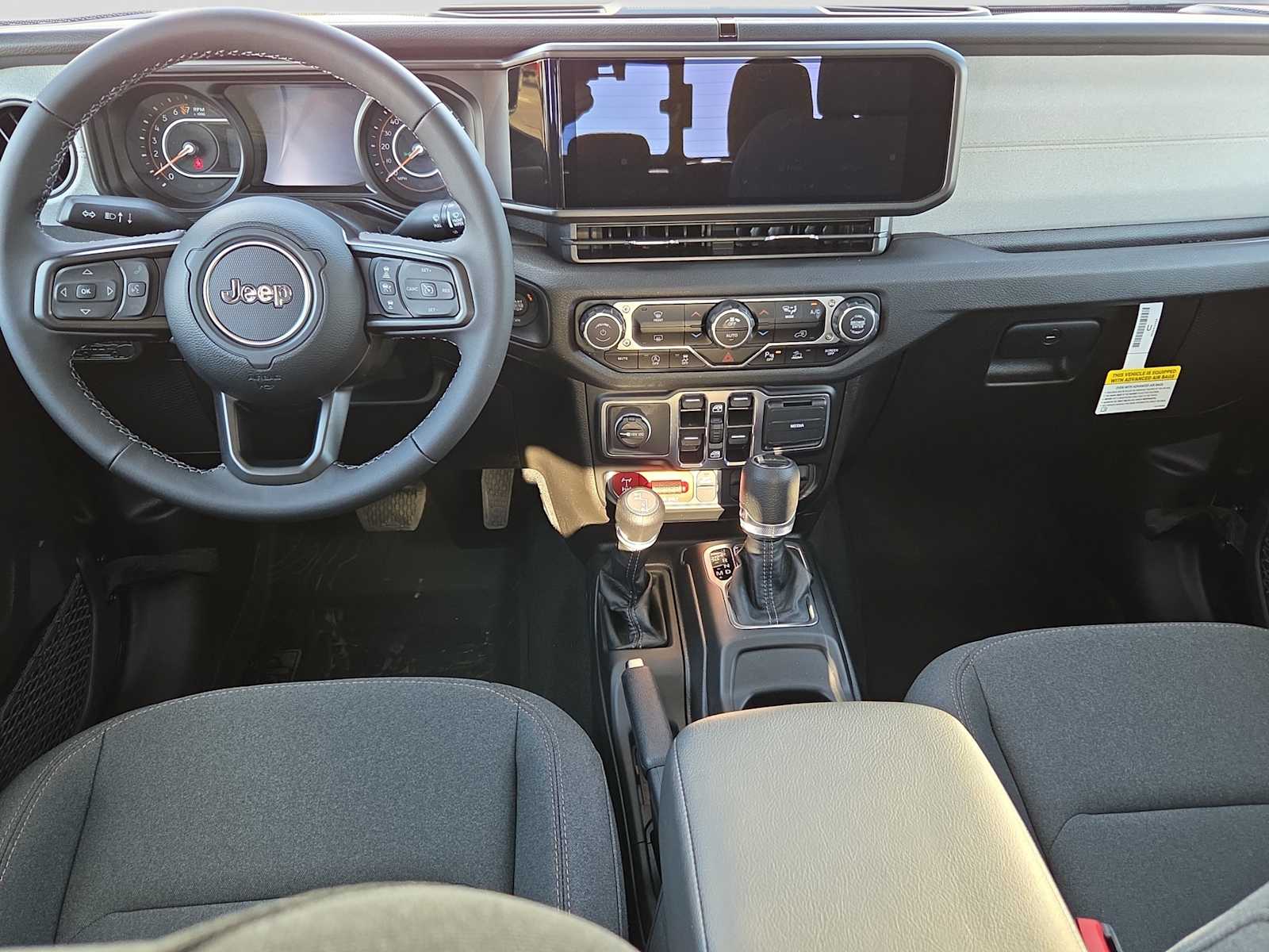 Thumbnail: 2026 Jeep Gladiator - 10