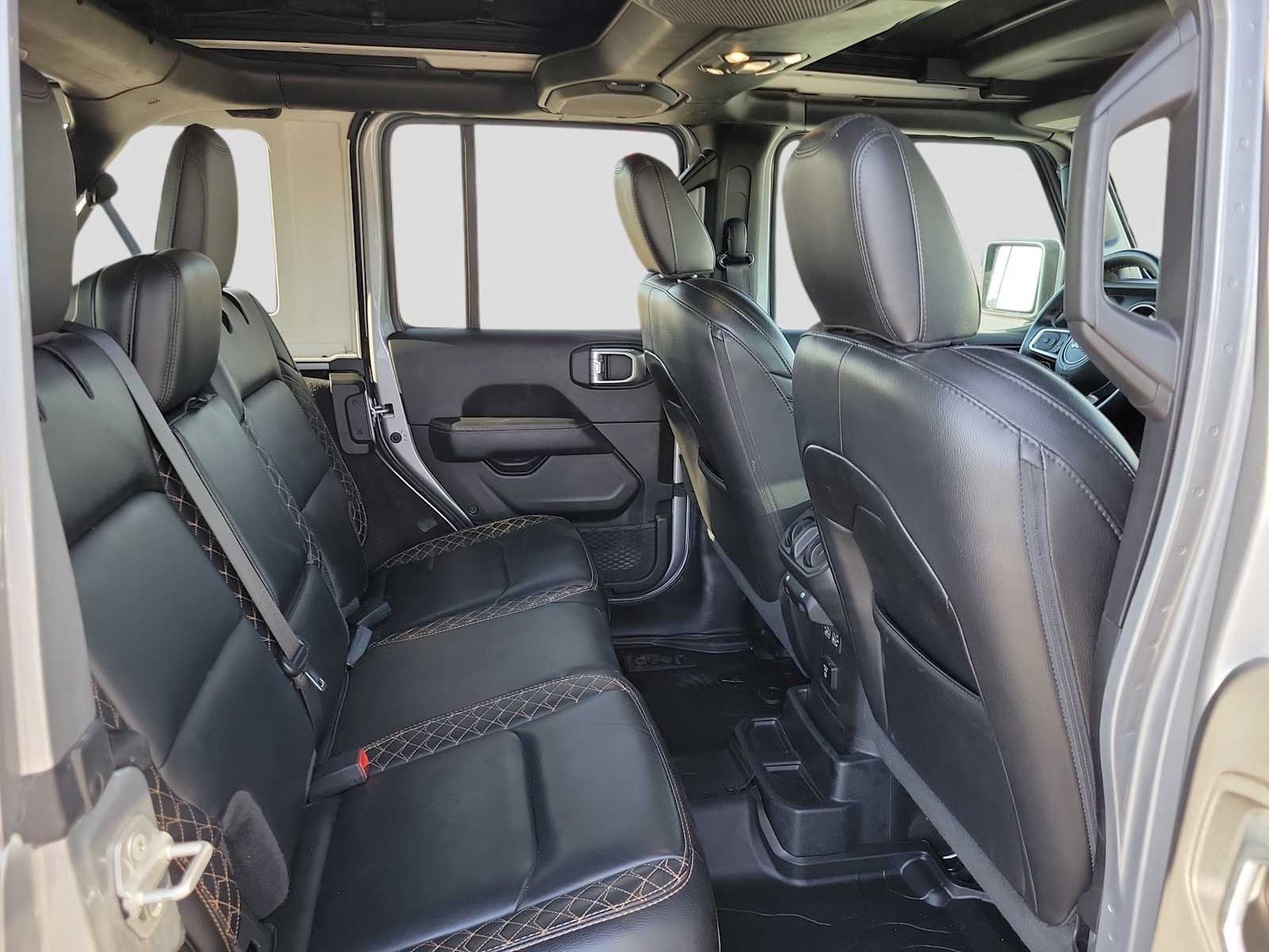 Thumbnail: 2021 Jeep Wrangler - 13