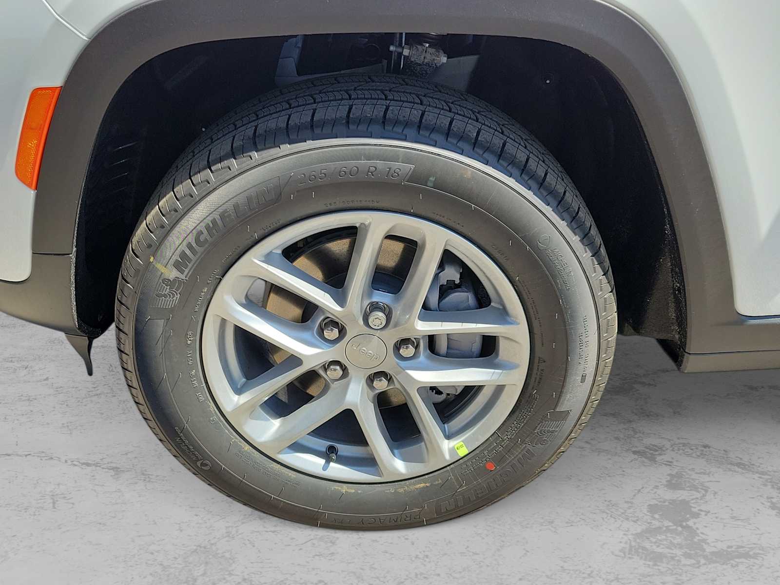 Thumbnail: 2026 Jeep Grand Cherokee - 8