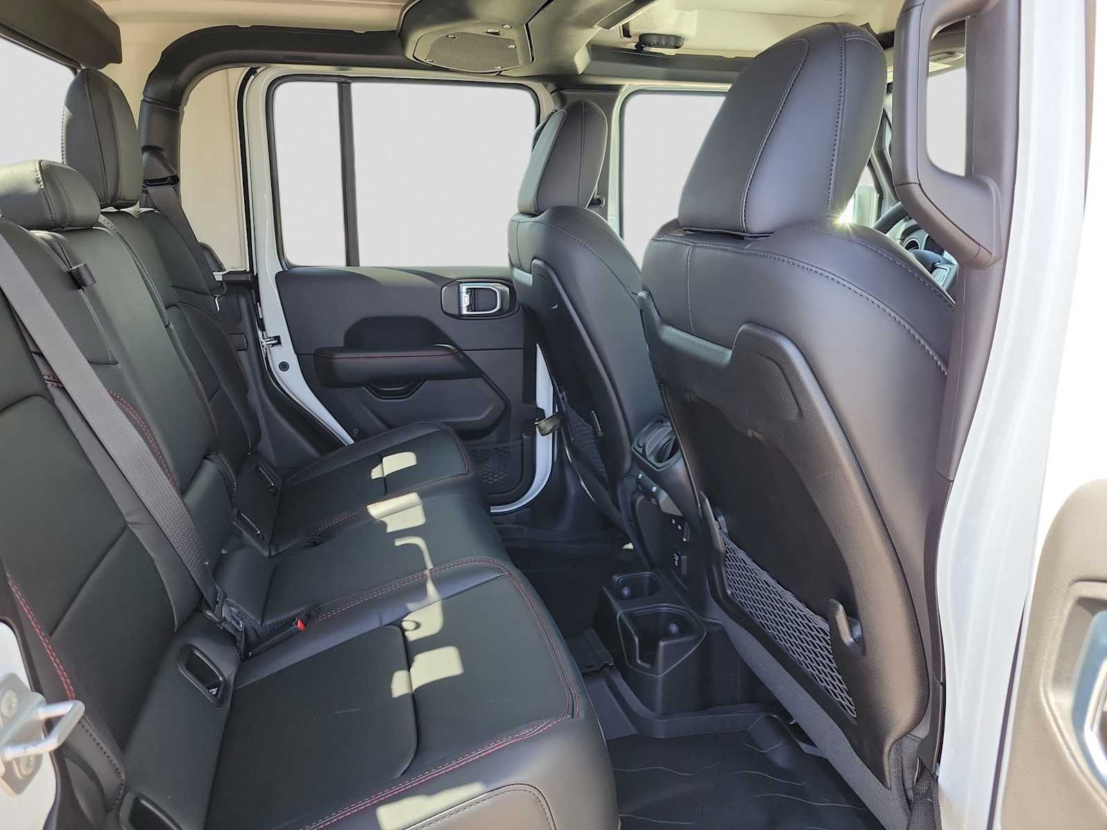 Thumbnail: 2026 Jeep Gladiator - 13