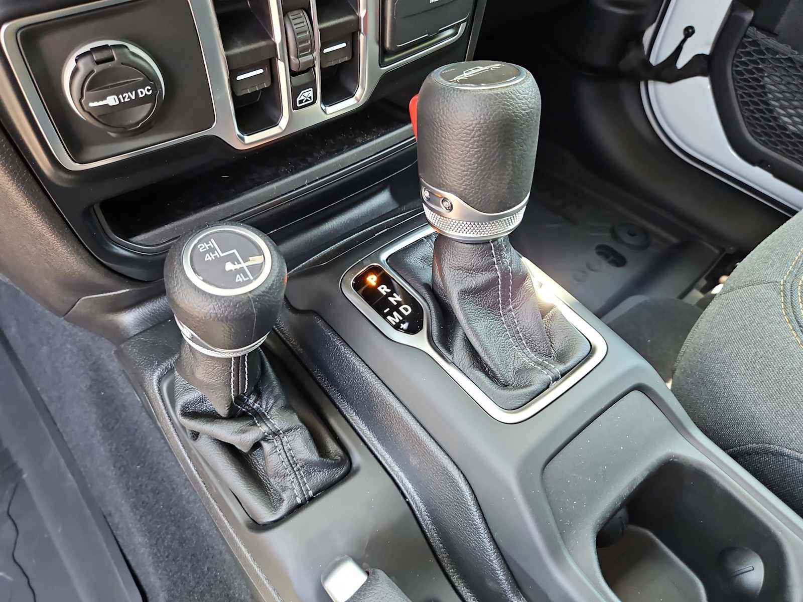 Thumbnail: 2026 Jeep Gladiator - 13