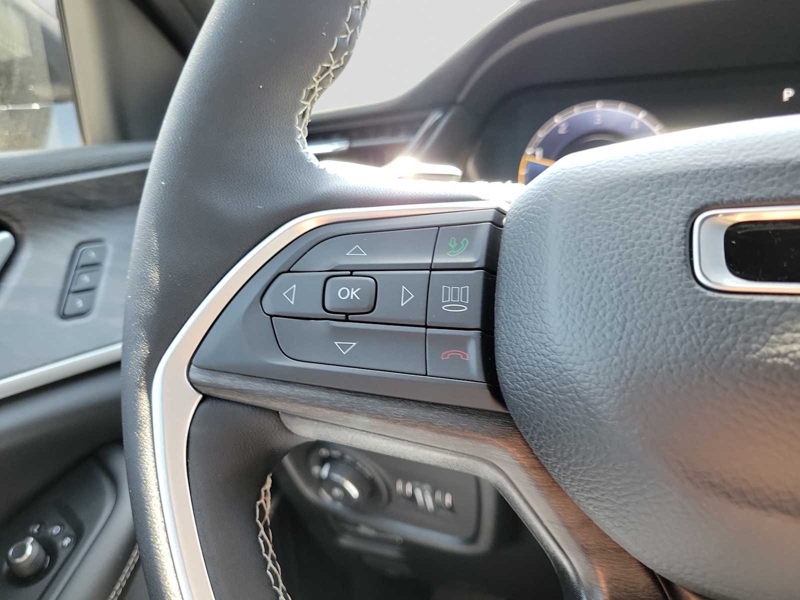 Thumbnail: 2026 Jeep Grand Cherokee - 15
